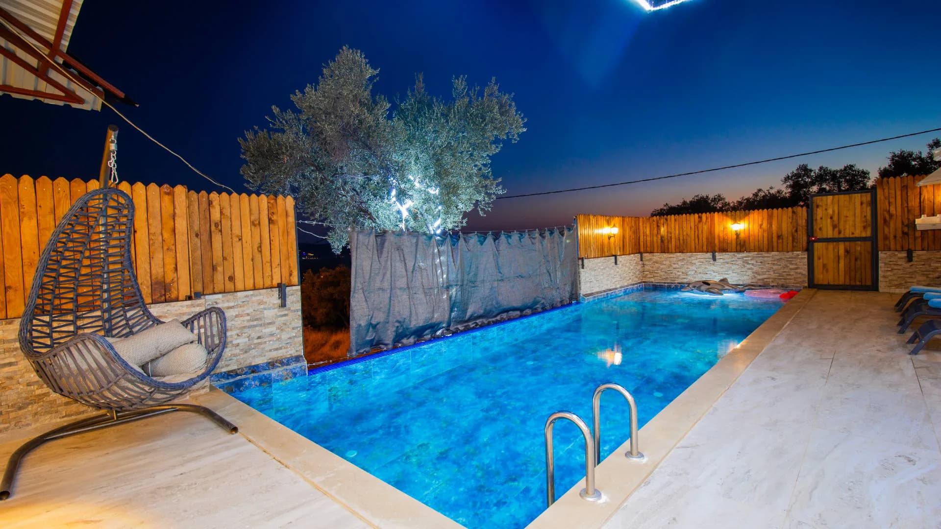 Kalkan Çayköy'de Doğa Manzaralı, Özel Havuzlu, Konforlu Villa görsel 3