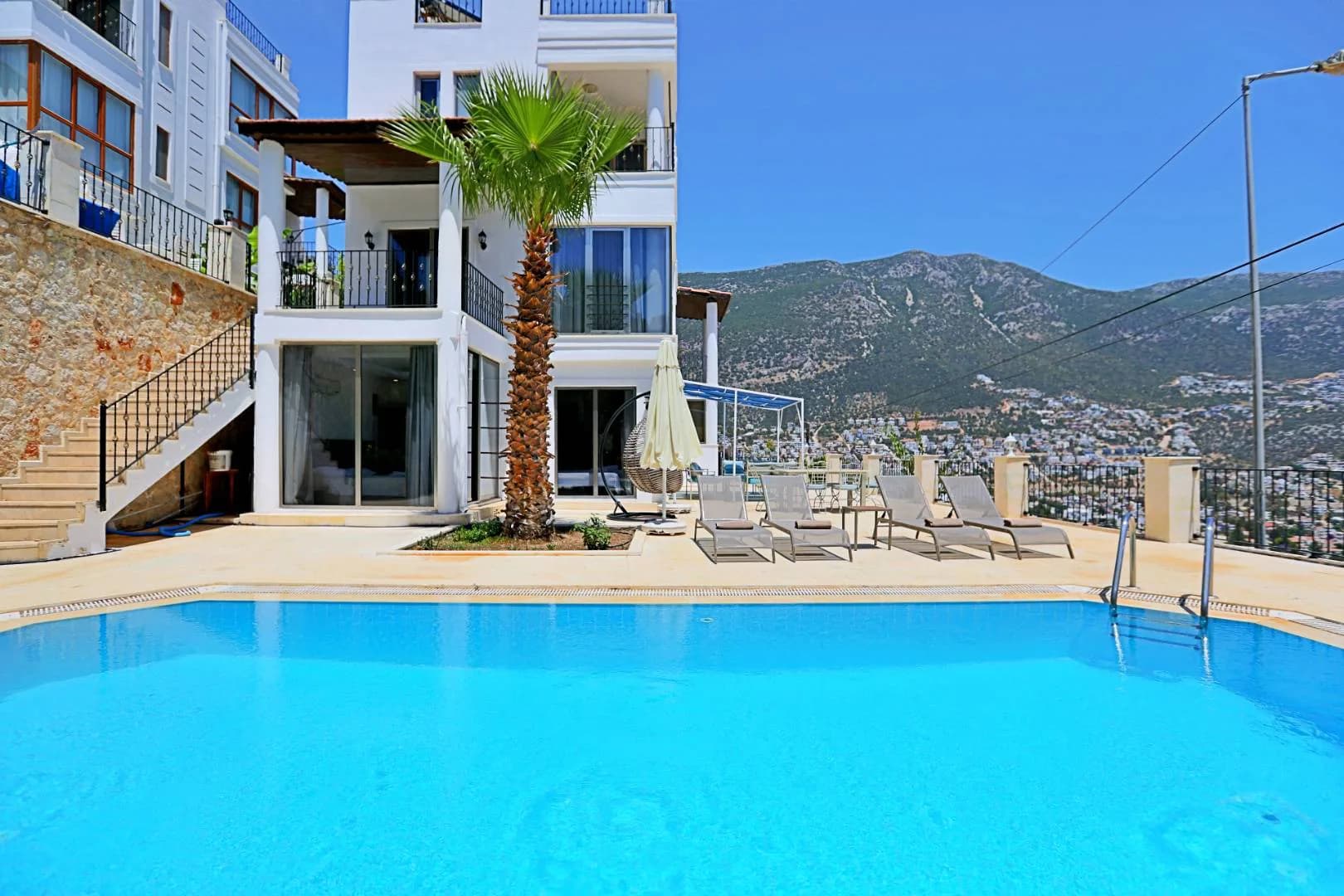 Kaş Kalkan'da Deniz ve Doğa Manzaralı, Özel Havuzlu, 6 Kişilik Villa görsel 1