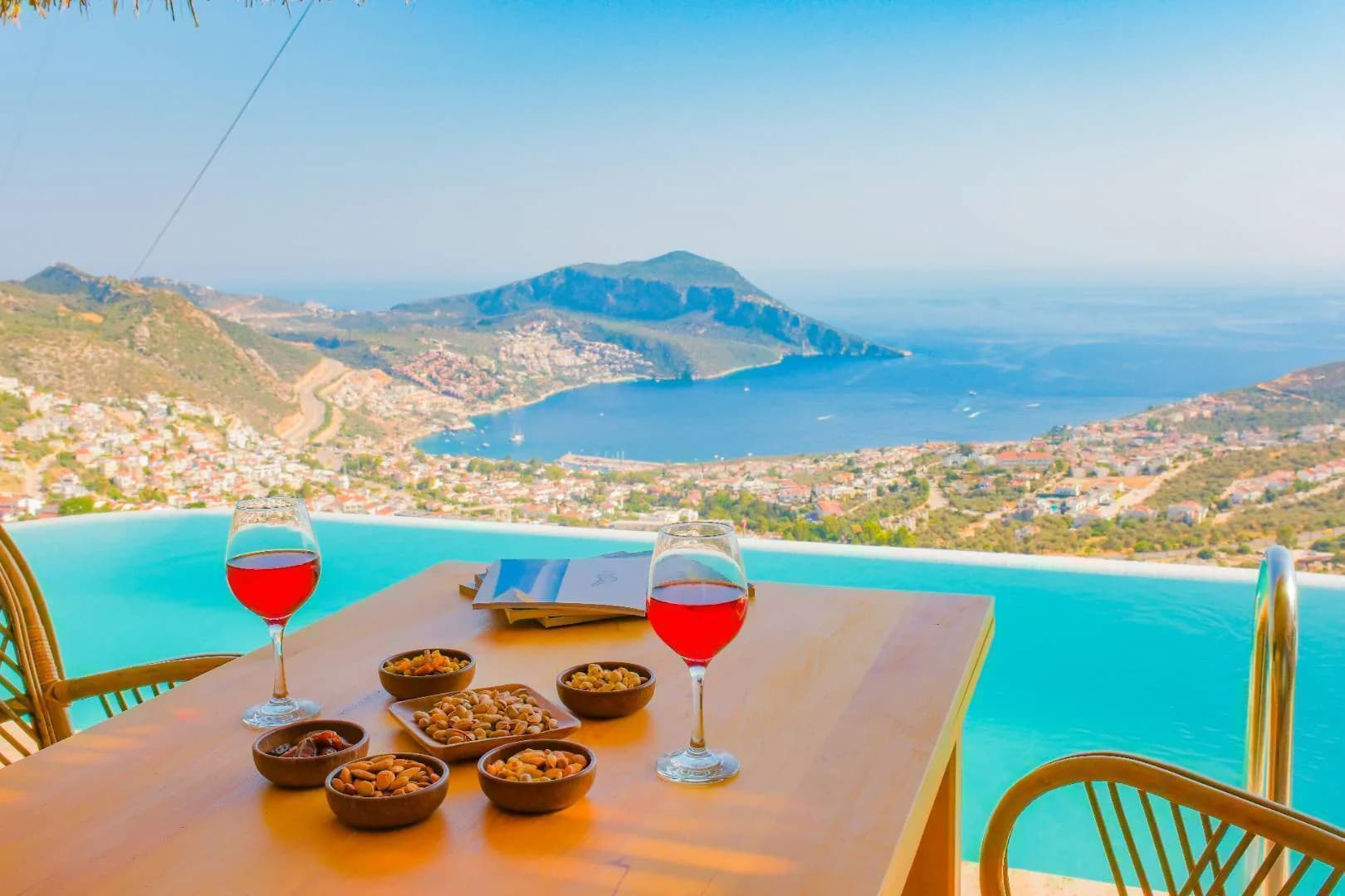 Kaş İslamlar'da Muhteşem Deniz Manzaralı, Özel Havuzlu, Tiny House görsel 1