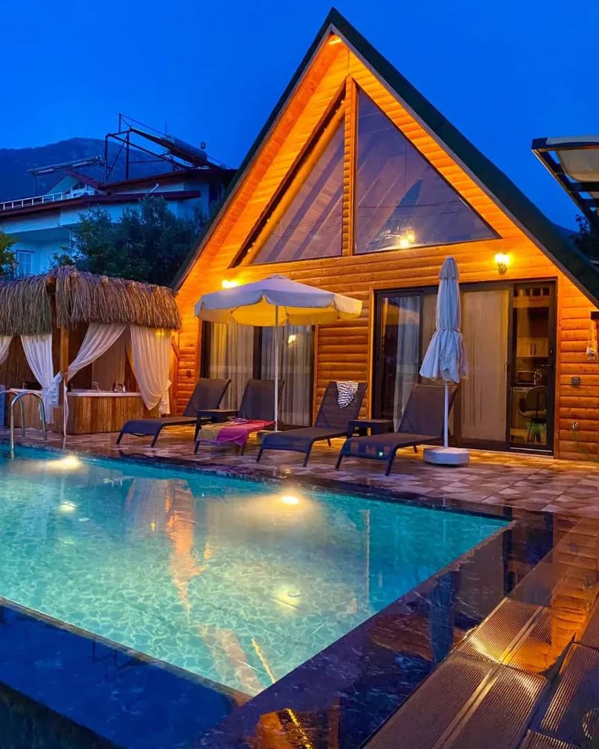 Fethiye Ölüdeniz'de Nezih Konumda, Özel Havuzlu, Lüks Bungalov görsel 1