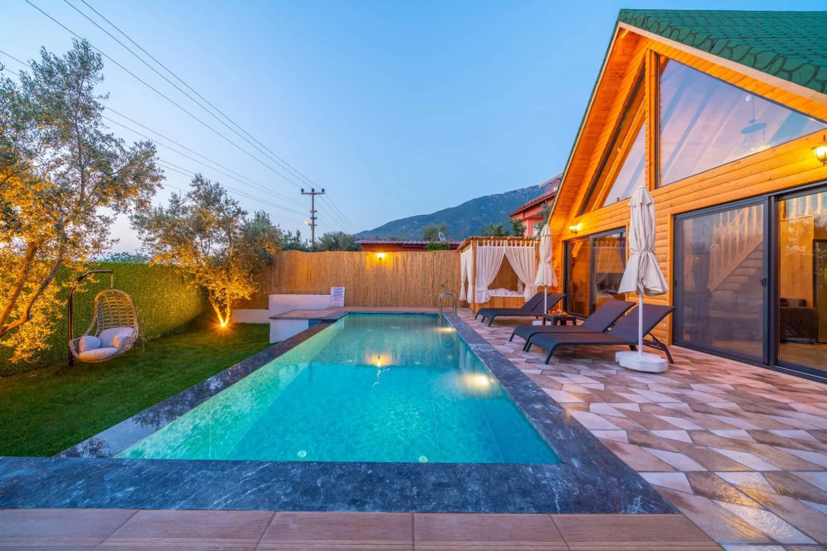 Fethiye Ölüdeniz'de Nezih Konumda, Özel Havuzlu, Lüks Bungalov görsel 3