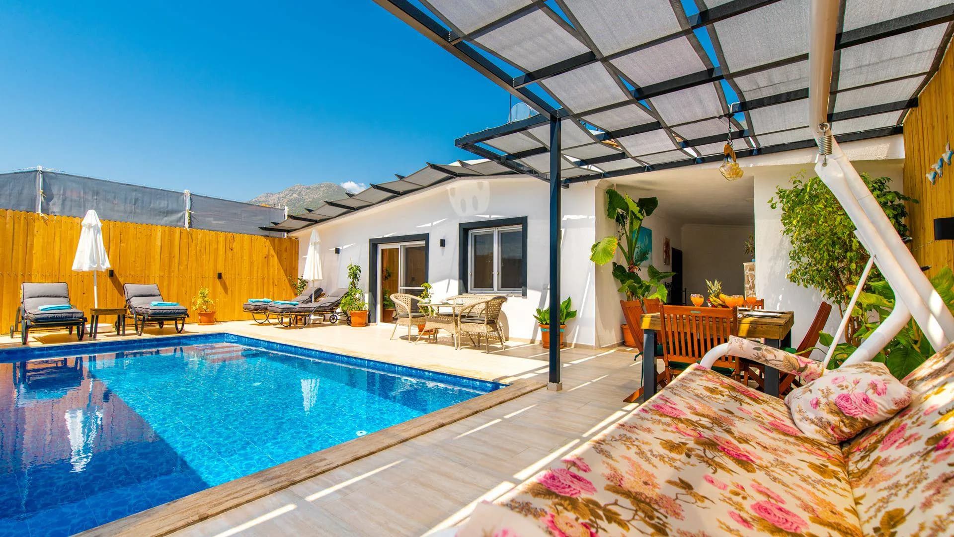 Kaş Bezirgan'da Göz Alıcı Doğada, Özel Havuzlu, 2+1 Villa görsel 1