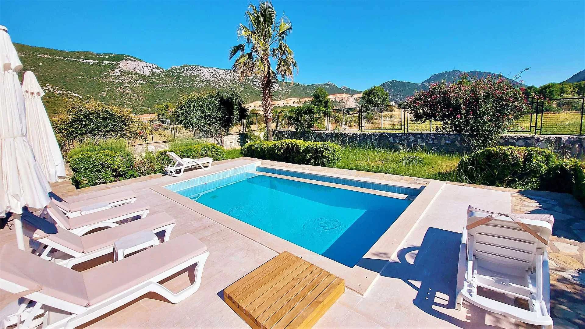 Kaş Bezirgan'da Enfes Doğanın Ortasında, Özel Havuzlu, Kiralık Villa görsel 2
