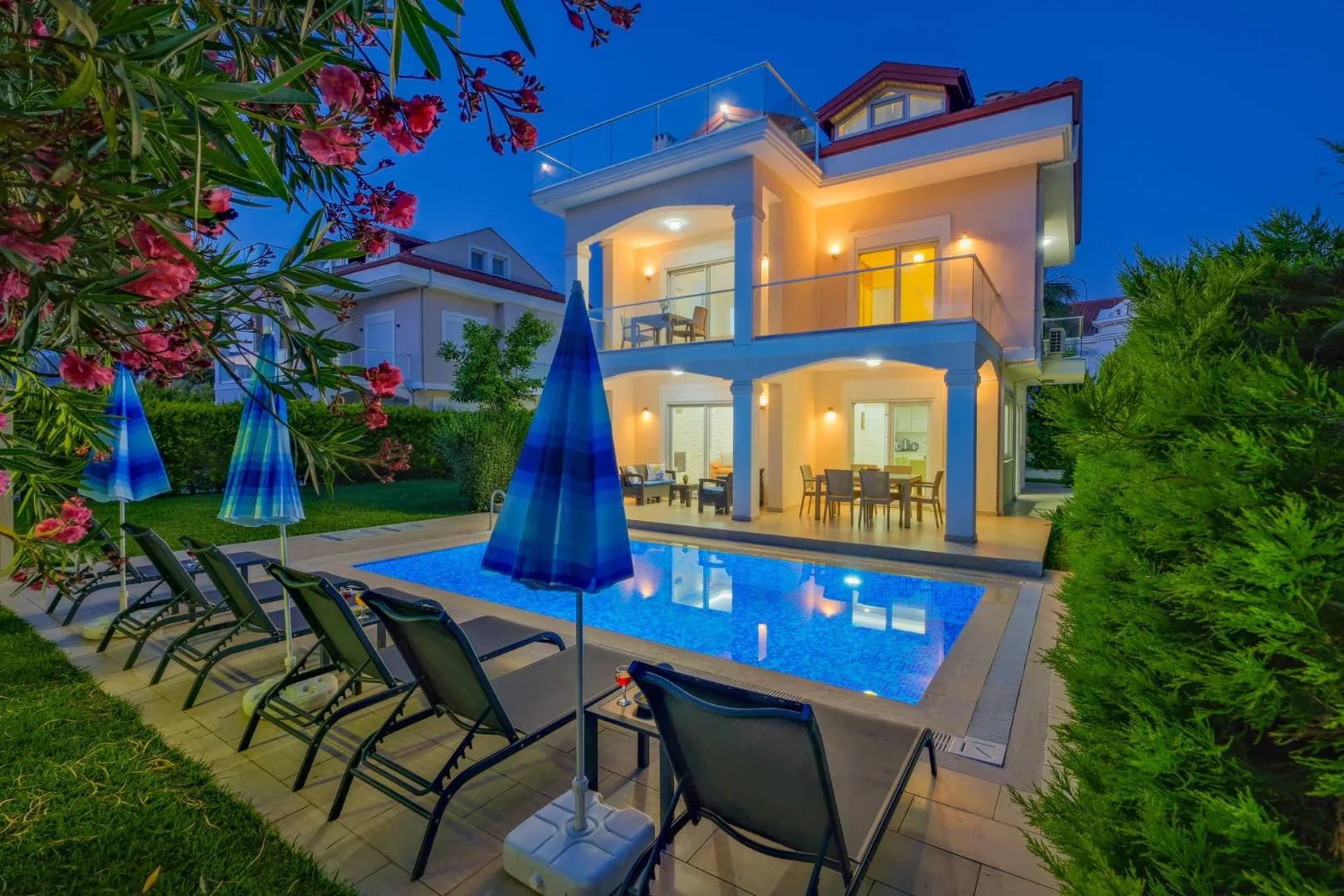 Fethiye Çiftlik'te Plaja Yakın, Özel Havuzlu, Jakuzili, Müstakil Villa görsel 2