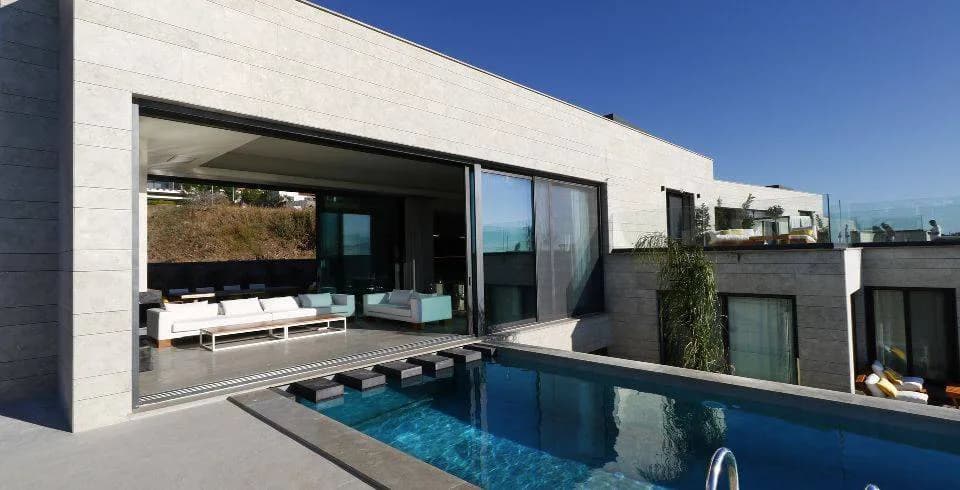 Bodrum Turgutreis'te Geniş Bahçeli, Özel Havuzlu, Merkezi Villa görsel 1