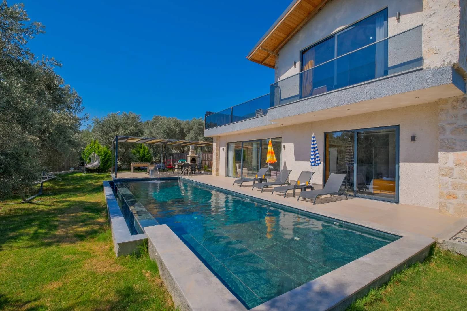 Kaş Çayköy'de Balayı Çiftlerine Uygun, Özel Havuzlu, Modern Villa görsel 2