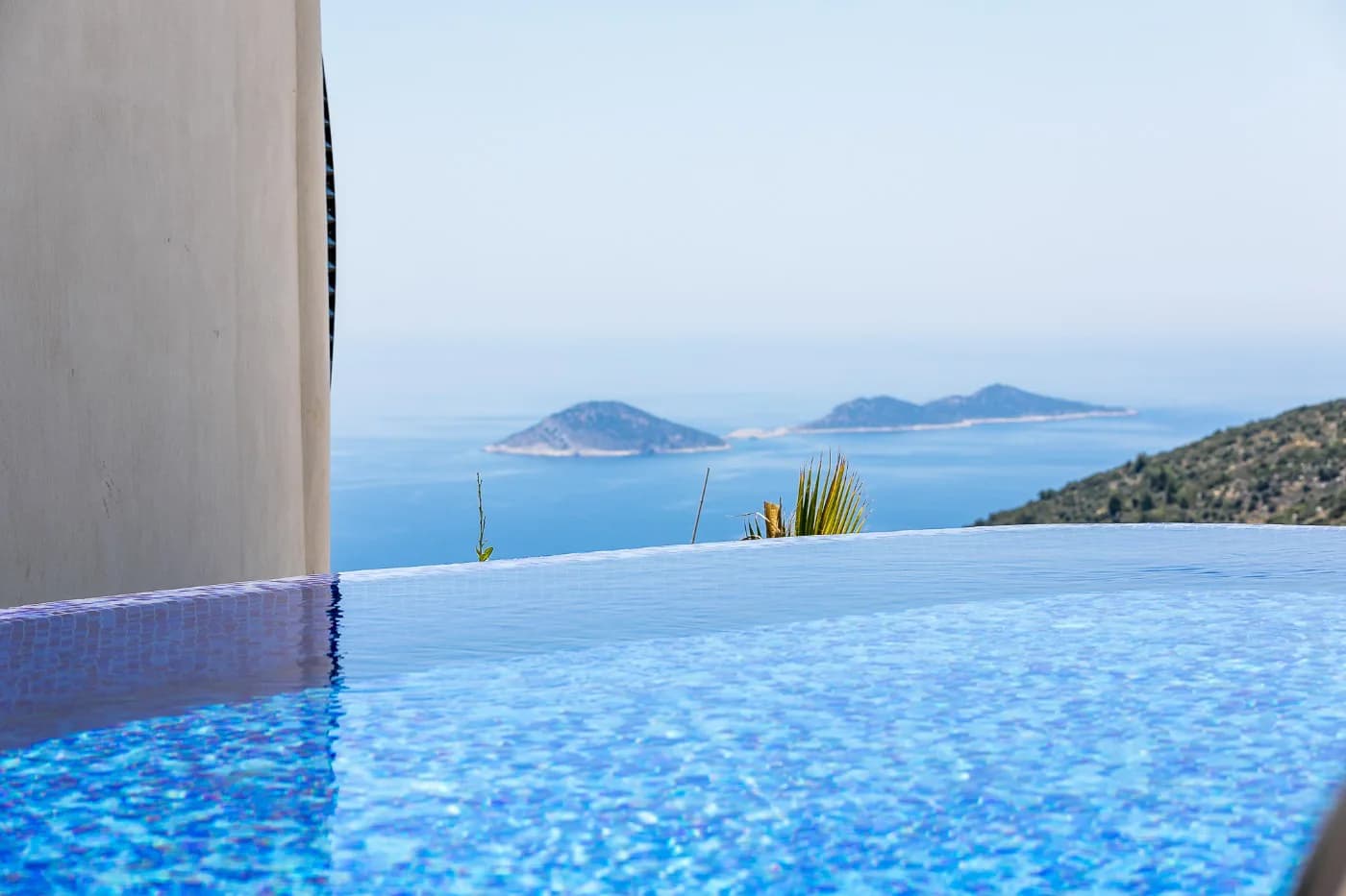 Kaş İslamlar'da Enfes Deniz Manzaralı, Özel Havuzlu, Konforlu Villa görsel 2