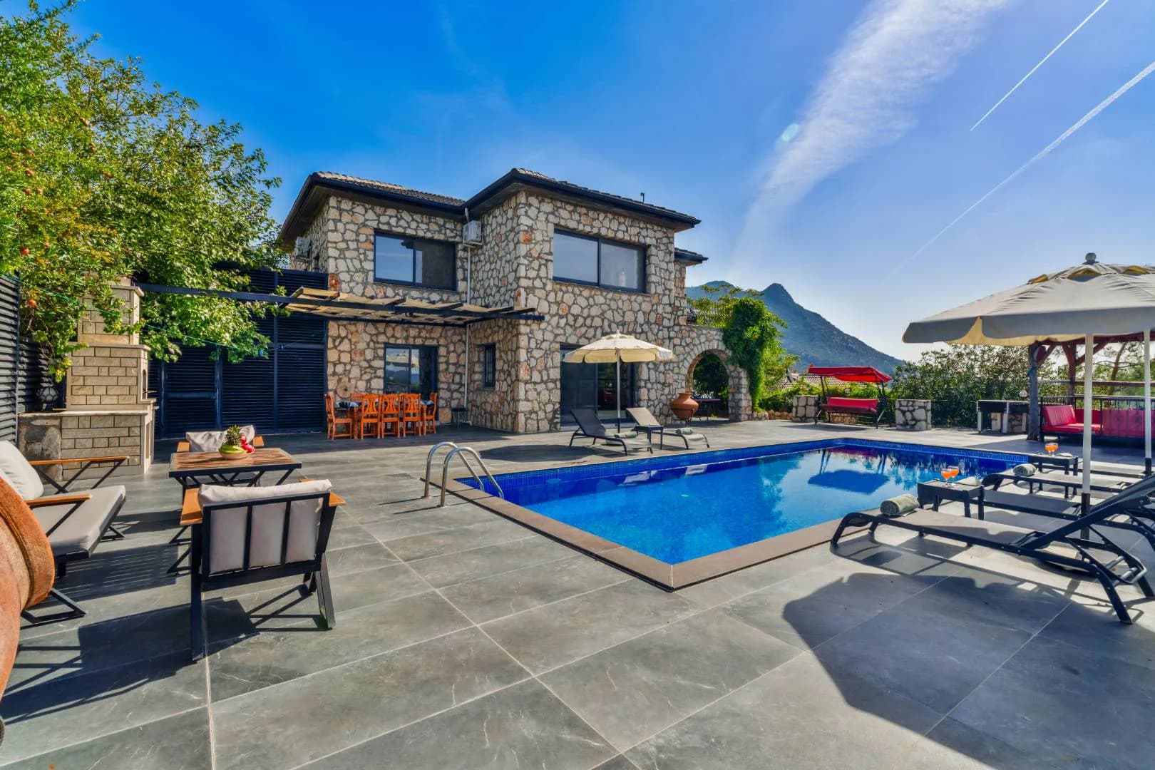 Kaş İslamlar'da Enfes Doğa Manzaralı, Özel Havuzlu, Lüks Villa görsel 1