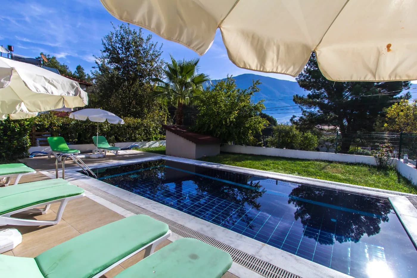 Fethiye Ölüdeniz'de Nezih Konumda, Özel Havuzlu, 8 Kişilik Villa görsel 3