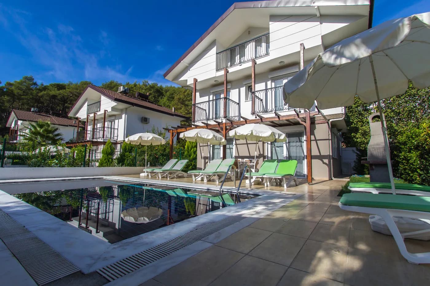 Fethiye Ölüdeniz'de Nezih Konumda, Özel Havuzlu, 8 Kişilik Villa görsel 2