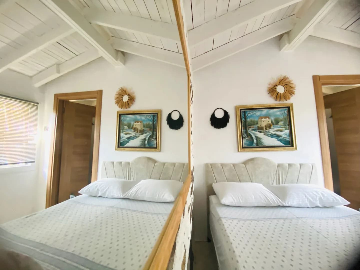 Çeşme Ildır'da Elverişli Konumda, Taş Mimarili, Tatil Evi görsel 3