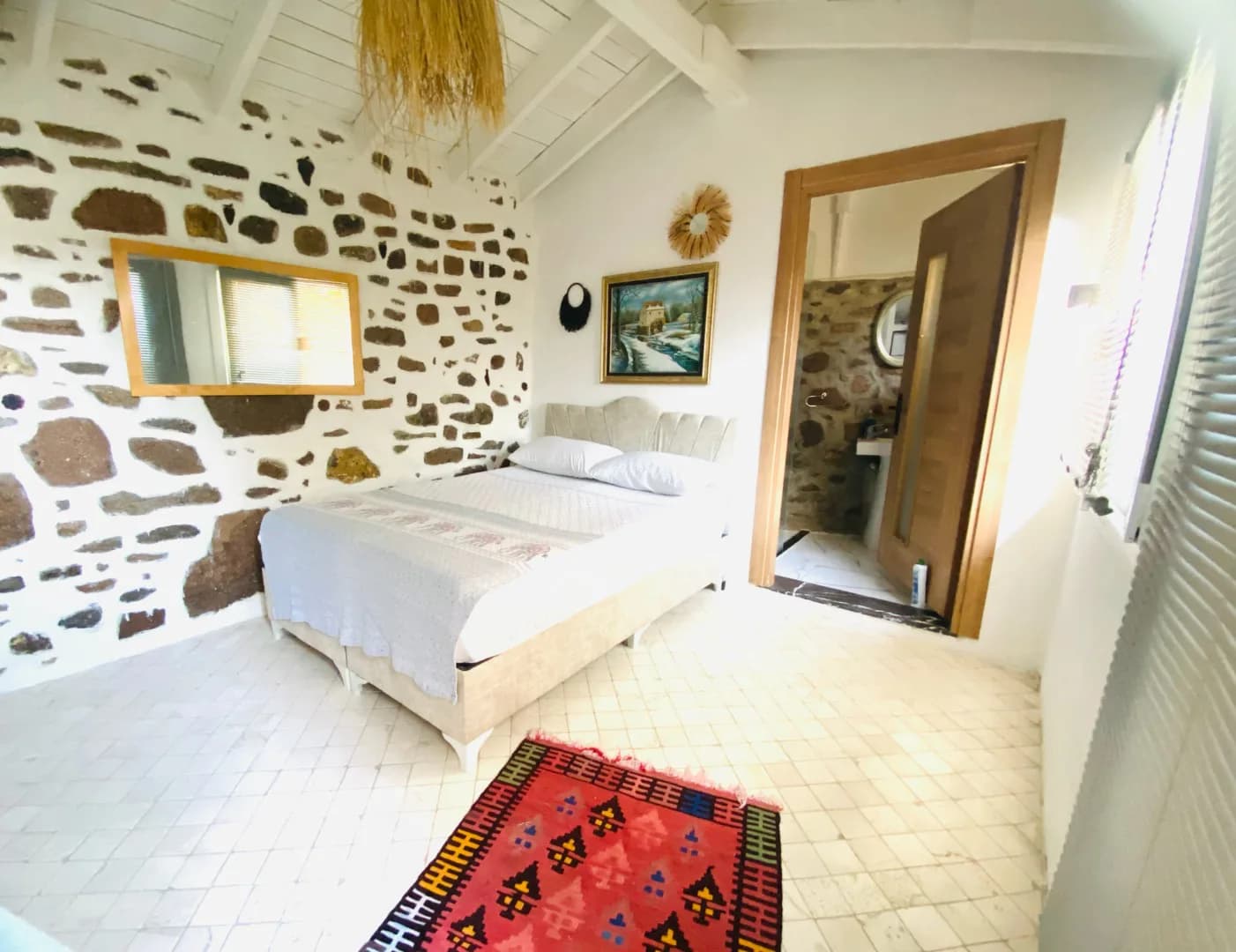 Çeşme Ildır'da Elverişli Konumda, Taş Mimarili, Tatil Evi görsel 2