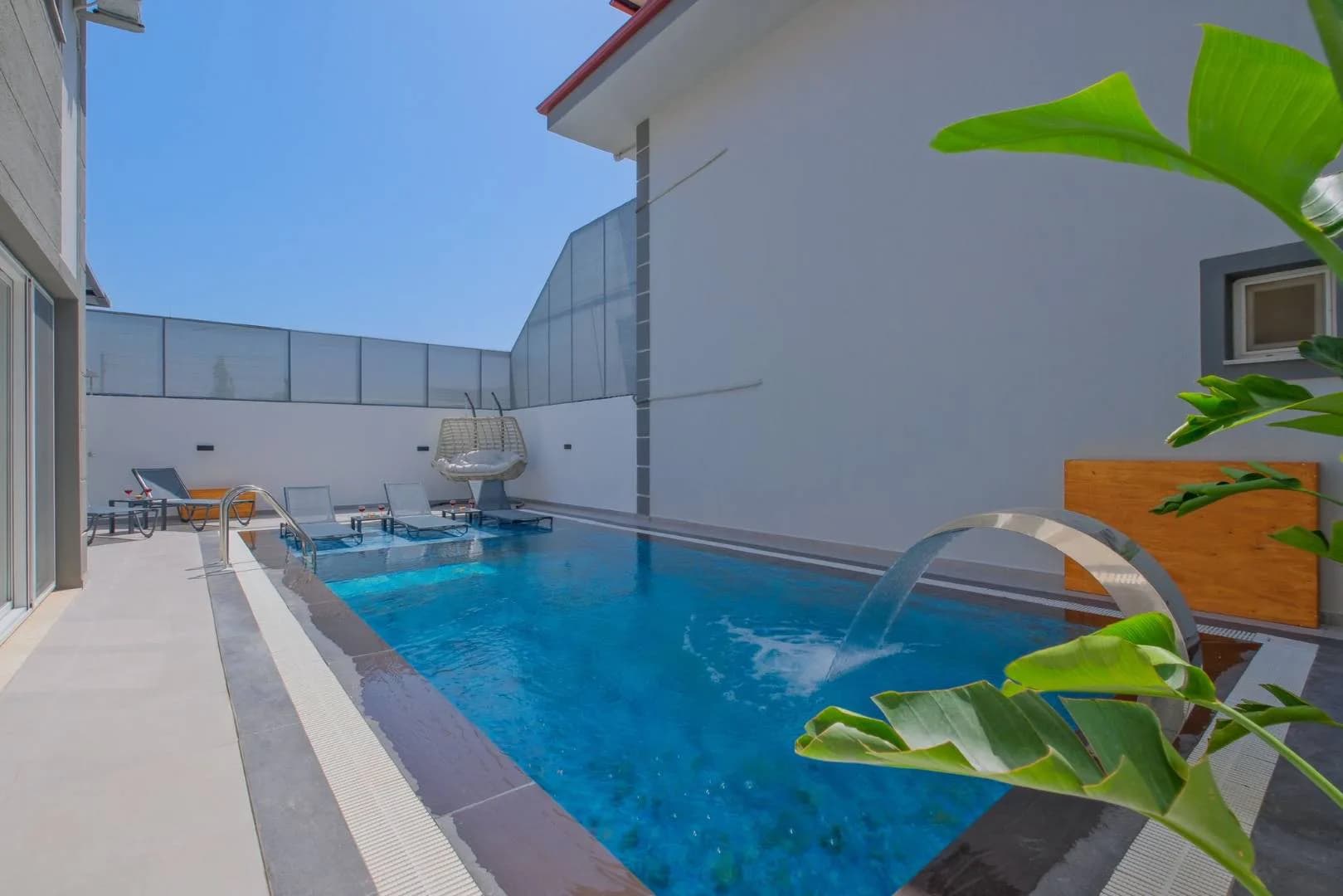 Fethiye Yeni'de Kalabalık Ailelere Uygun, Özel Havuzlu, Ferah Villa görsel 3
