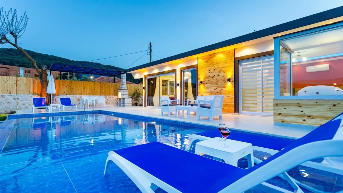 Kaş Sarıbelen'de Muhteşem Doğa İçerisinde, Özel Havuzlu, Kiralık Villa görsel 1