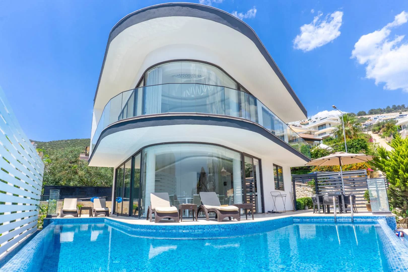 Kaş Kalkan'da Denize Yakın, Özel Havuzlu, Merkezi Villa görsel 1