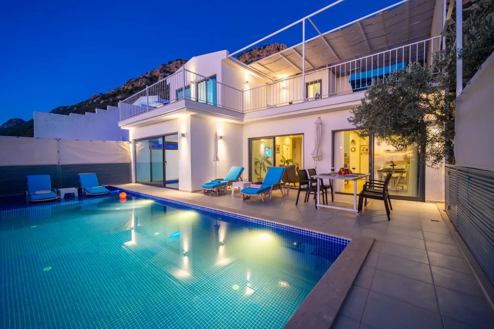 Kaş Bezirgan'da Muhteşem Deniz Manzaralı, Özel Havuzlu, Kiralık Villa görsel 1