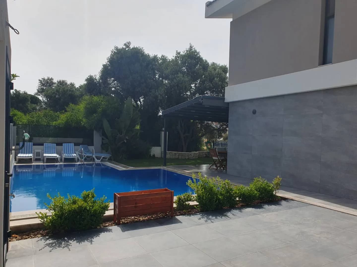 İzmir Çeşme'de Plaja ve Koylara Yakın, Özel Havuzlu, Lüks Villa görsel 2