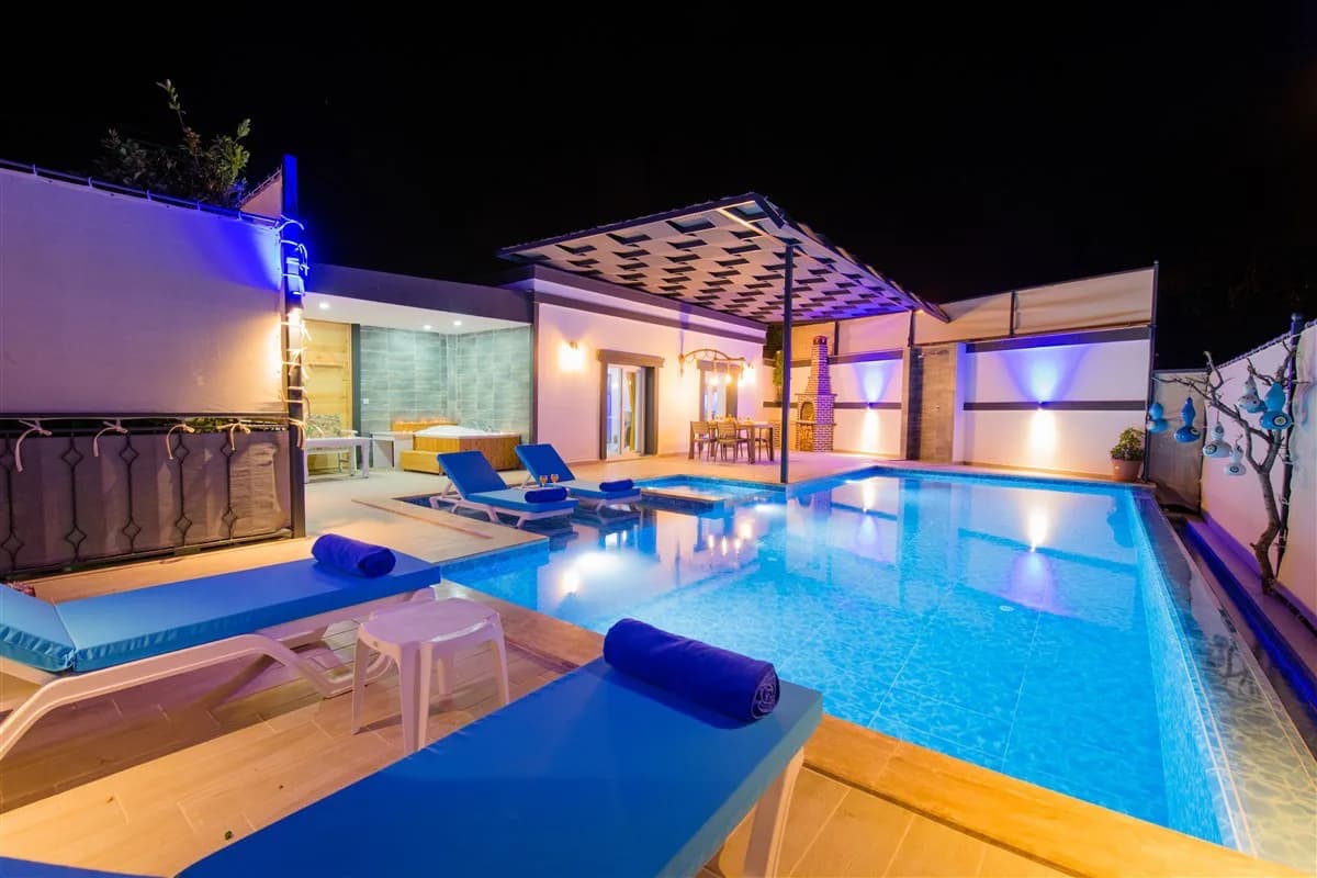 Kaş İslamlar'da Eşsiz Doğa Manzaralı, Özel Havuzlu, Kiralık Villa görsel 1