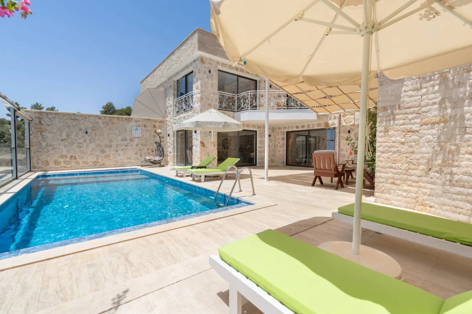Kaş İslamlar'da Çekirdek Ailelere Uygun, Özel Havuzlu, İkiz Villa görsel 2