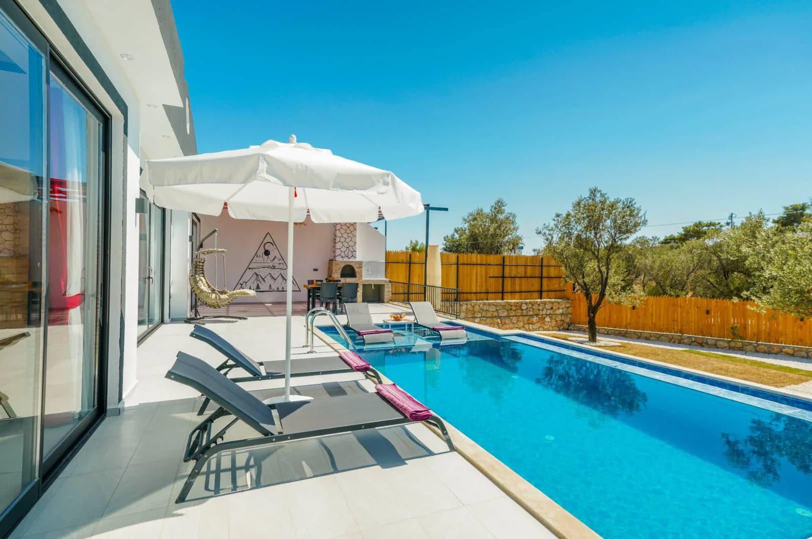 Kaş Kalkan'da Merkeze Yakın, Özel Havuzlu, Balayı Villası görsel 2