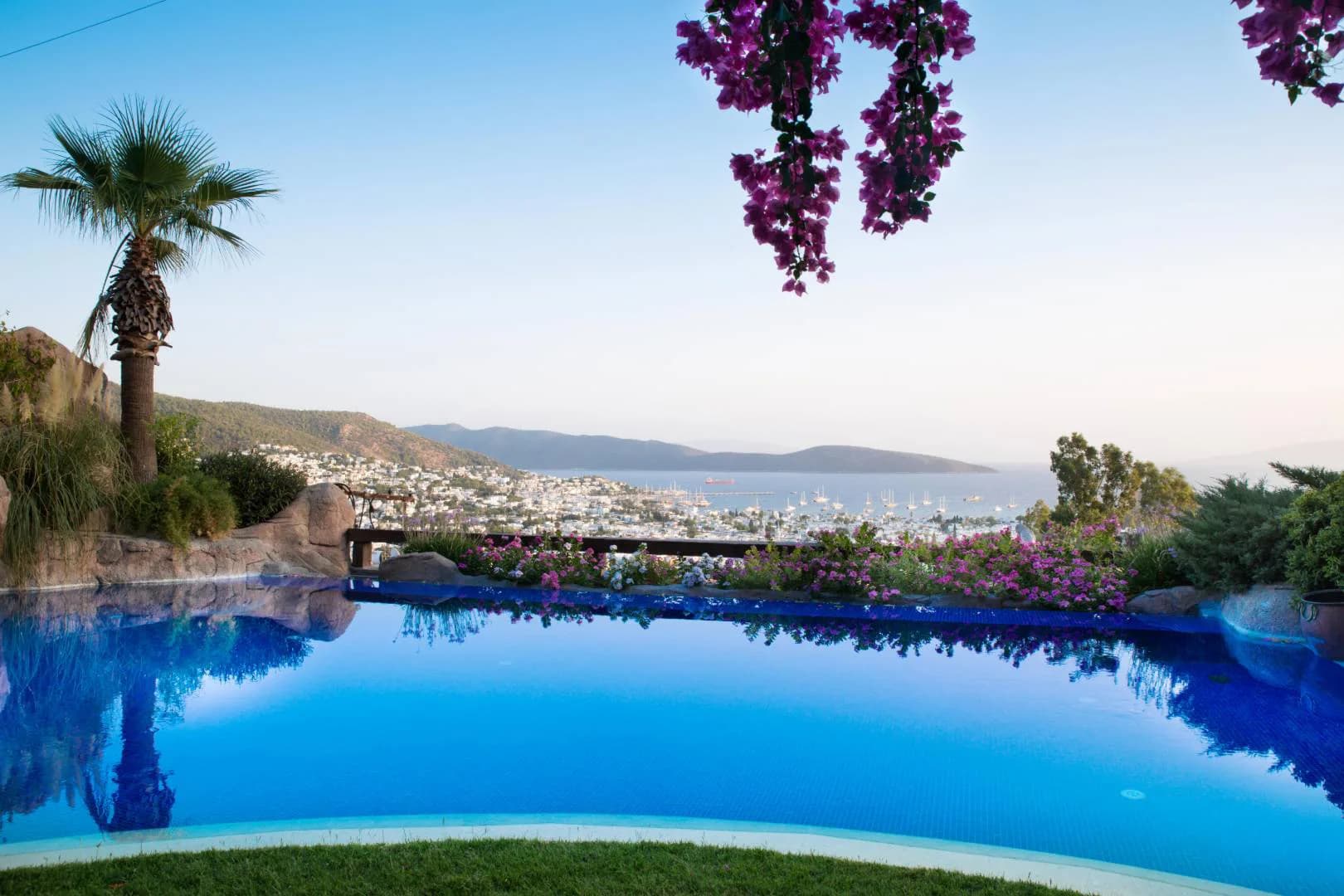 Bodrum Yokuşbaşı'nda Merkezi Konumda, Özel Havuzlu, Ferah Villa görsel 1