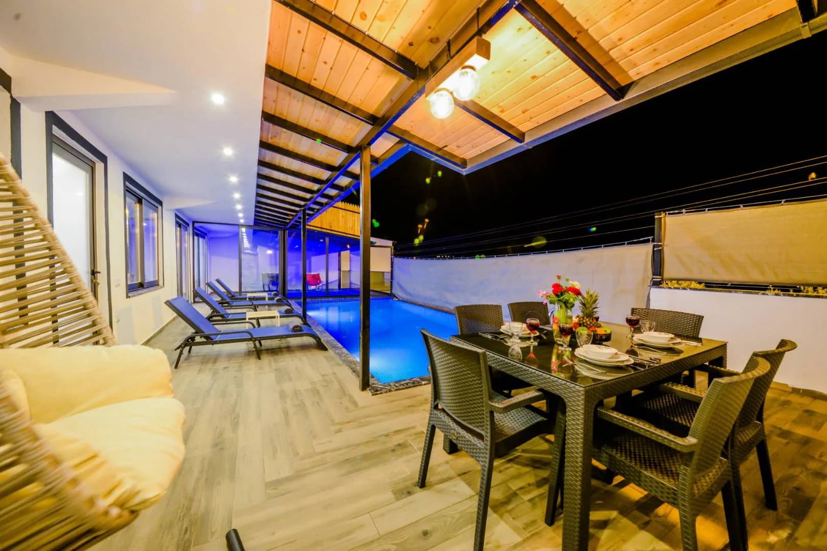 Kaş Bezirgan'da Doğa İle İç İçe, Özel Havuzlu, Kiralık Villa görsel 1