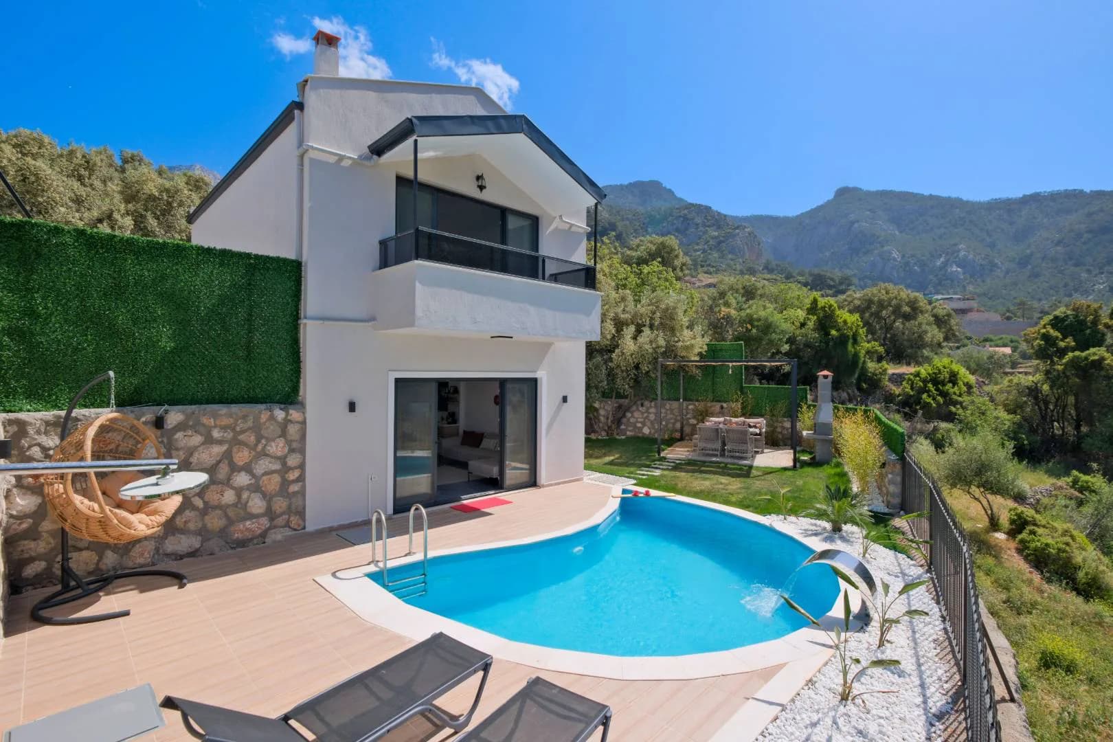 Fethiye Karaağaç'ta Dağ ve Doğa Manzaralı, Özel Havuzlu, Tatil Villası görsel 1