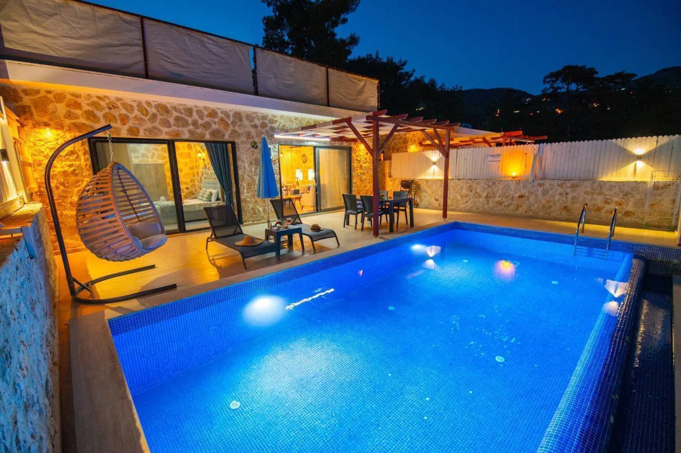 Kaş İslamlar'da Doğayla Baş Başa, Özel Havuzlu, 4 Kişilik Villa görsel 1