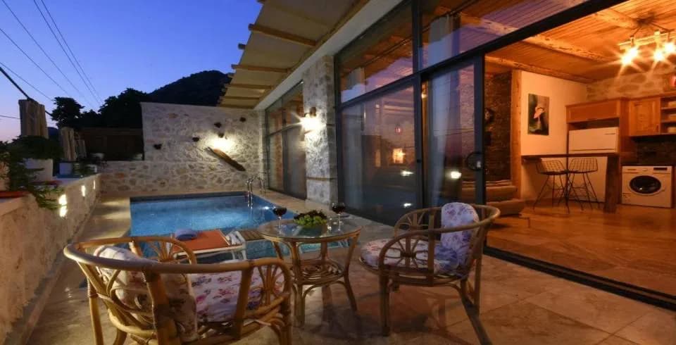 Kaş Bezirgan'da Doğa İçerisinde, Özel Havuzlu, Konforlu Villa görsel 3