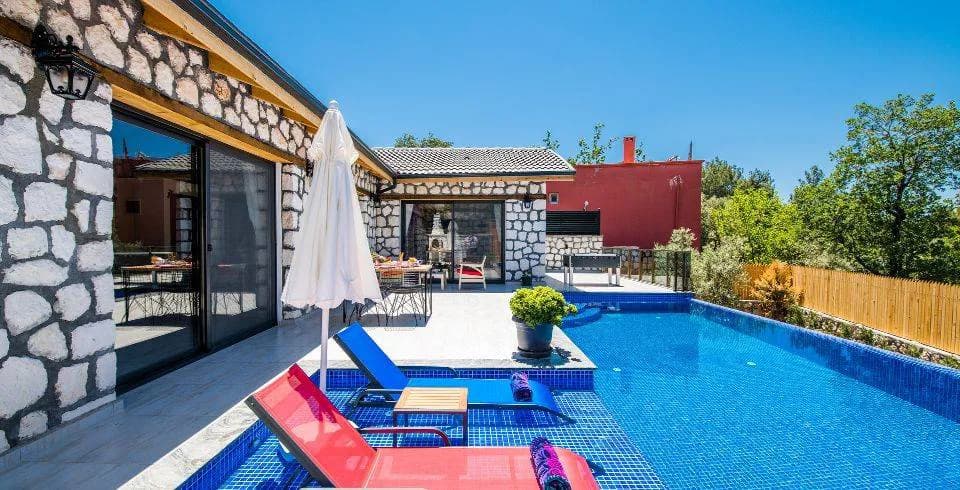 Kaş İslamlar'da Muhteşem Doğada, Özel Havuzlu, Kiralık Taş Villa görsel 3