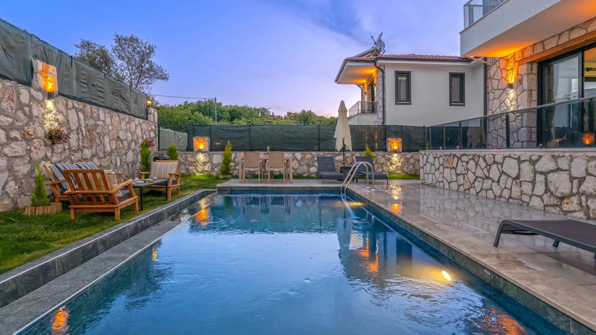 Kaş Andifli'de Çekirdek Ailelere Uygun, Özel Havuzlu, Modern Villa görsel 3