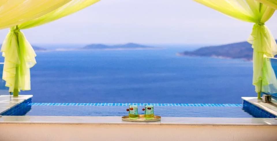 Kaş Kalkan'da Göz Alıcı Manzaralı, Özel Havuzlu, Lüks Villa görsel 3