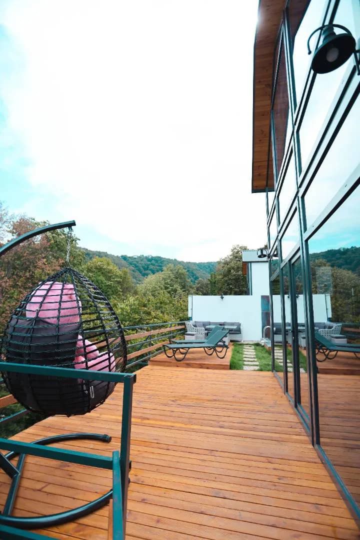Sapanca Mahmudiye'de Göl Manzaralı, Isıtmalı Havuzlu, Kiralık Bungalov görsel 3