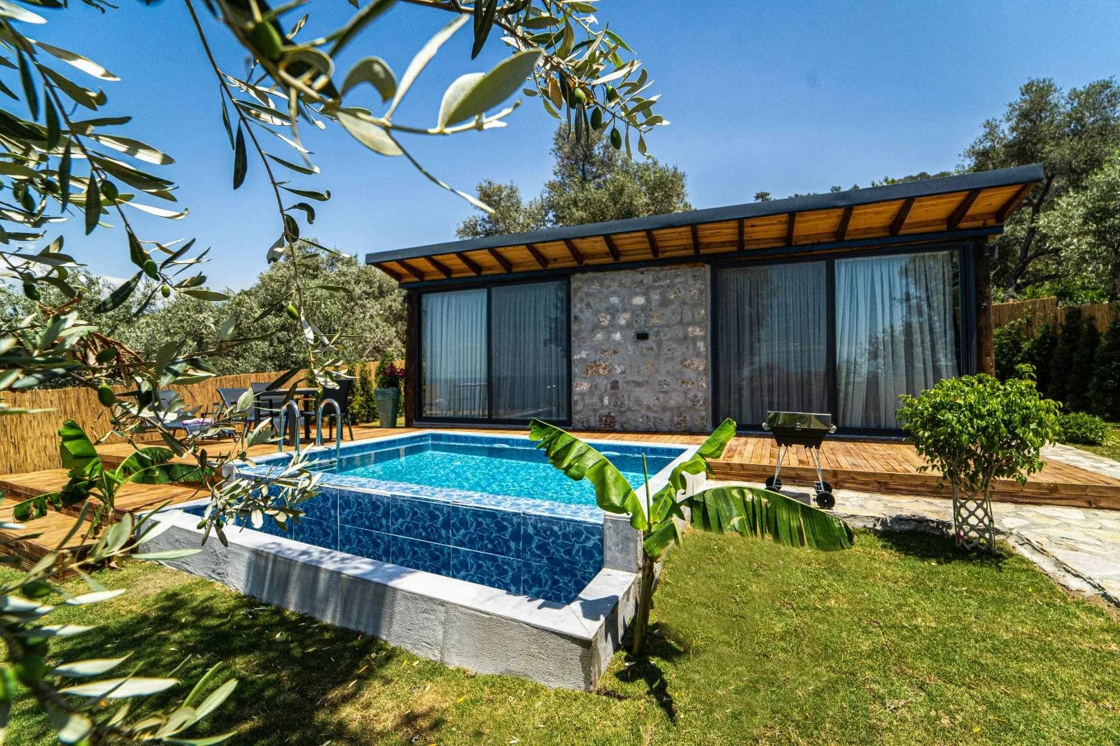 Fethiye Faralya'da Yemyeşil Doğada, Özel Havuzlu, Balayı Villası görsel 1