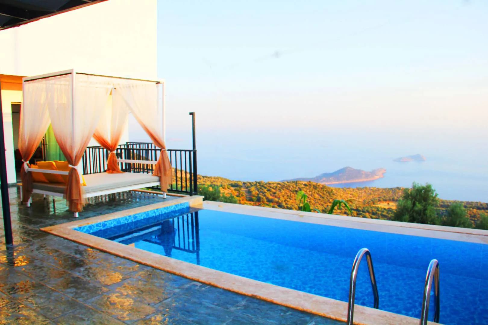 Kalkan Bezirgan'da Muhteşem Deniz Manzaralı, Özel Havuzlu, 1+1 Villa görsel 1