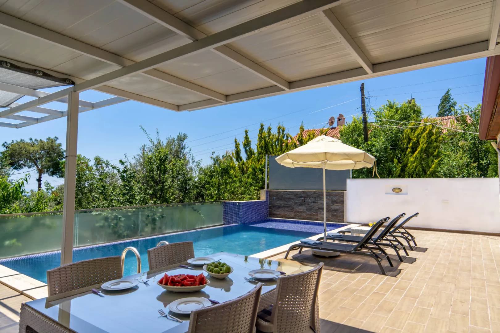 Kaş İslamlar'da Küçük Ailelere Uygun, Özel Havuzlu, Estetik Villa görsel 3