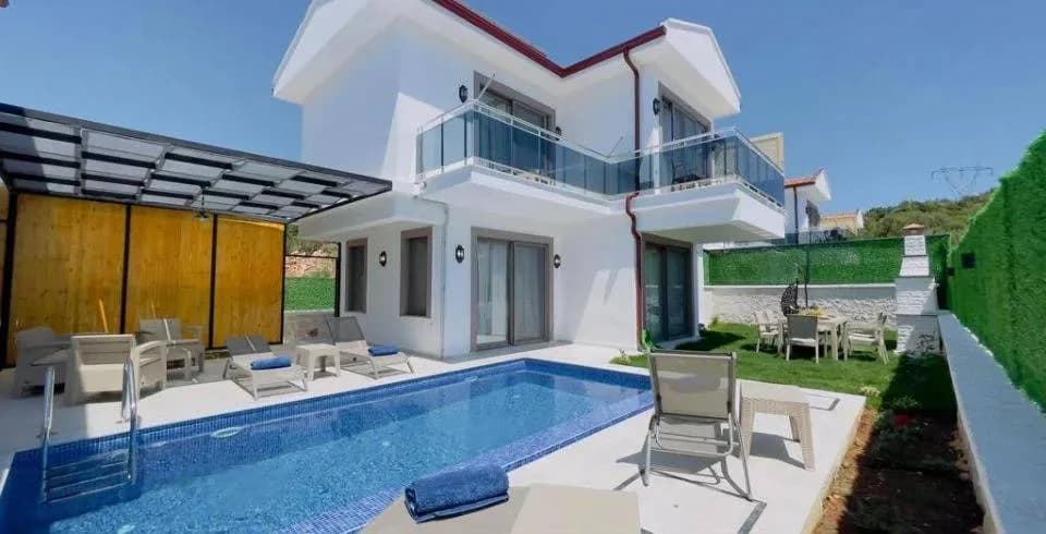 Kaş Andifli'de Enfes Doğada, Özel Havuzlu, Konforlu Villa görsel 1