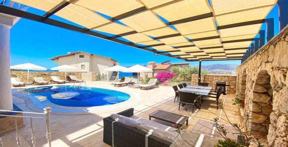 Kalkan Kışla'da Deniz Manzaralı, Özel Havuzlu, Konforlu Villa görsel 3