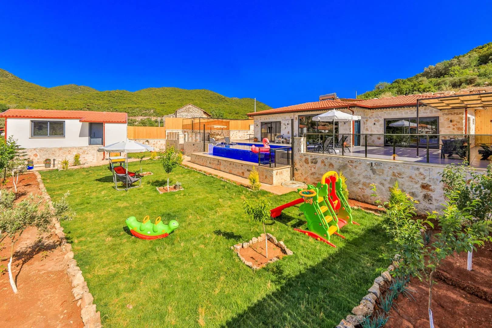 Kaş Belenli'de Enfes Doğa İçerisinde, Özel Havuzlu, Kiralık Villa görsel 2