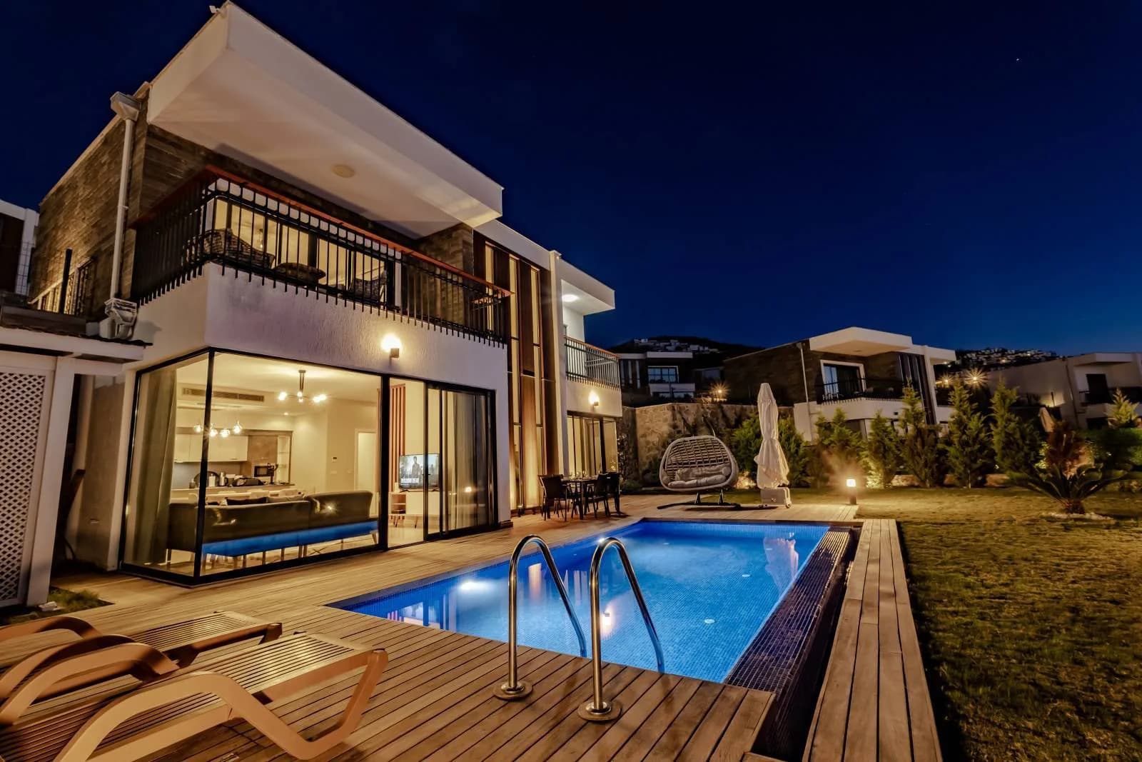 Muğla Bodrum'da Marinaya Yakın, Özel Havuzlu, Manzaralı Villa görsel 1