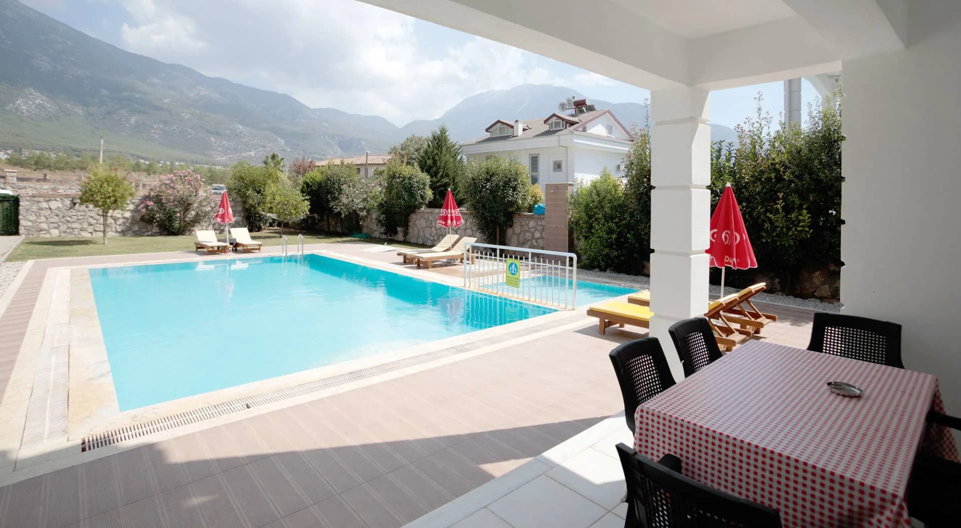 Fethiye Ölüdeniz'de Doğayla İç İçe, Özel Havuzlu, Modern Villa görsel 3