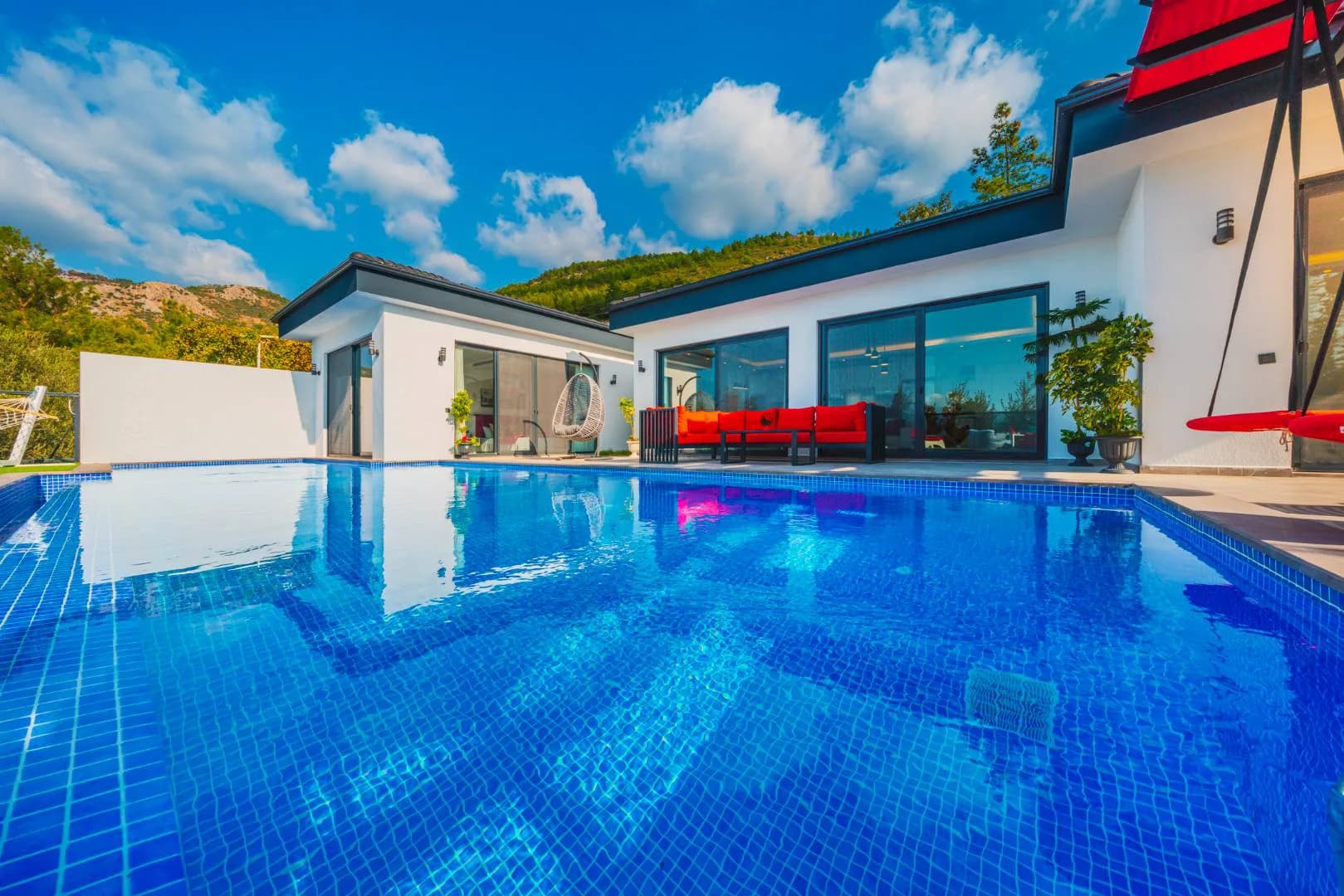 Kaş Üzümlü'de Muhteşem Doğada, Özel Havuzlu, Jakuzili Villa görsel 1