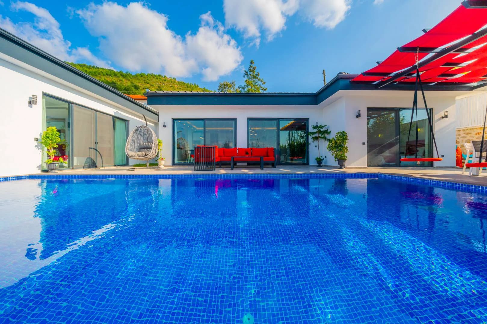 Kaş Üzümlü'de Muhteşem Doğada, Özel Havuzlu, Jakuzili Villa görsel 3