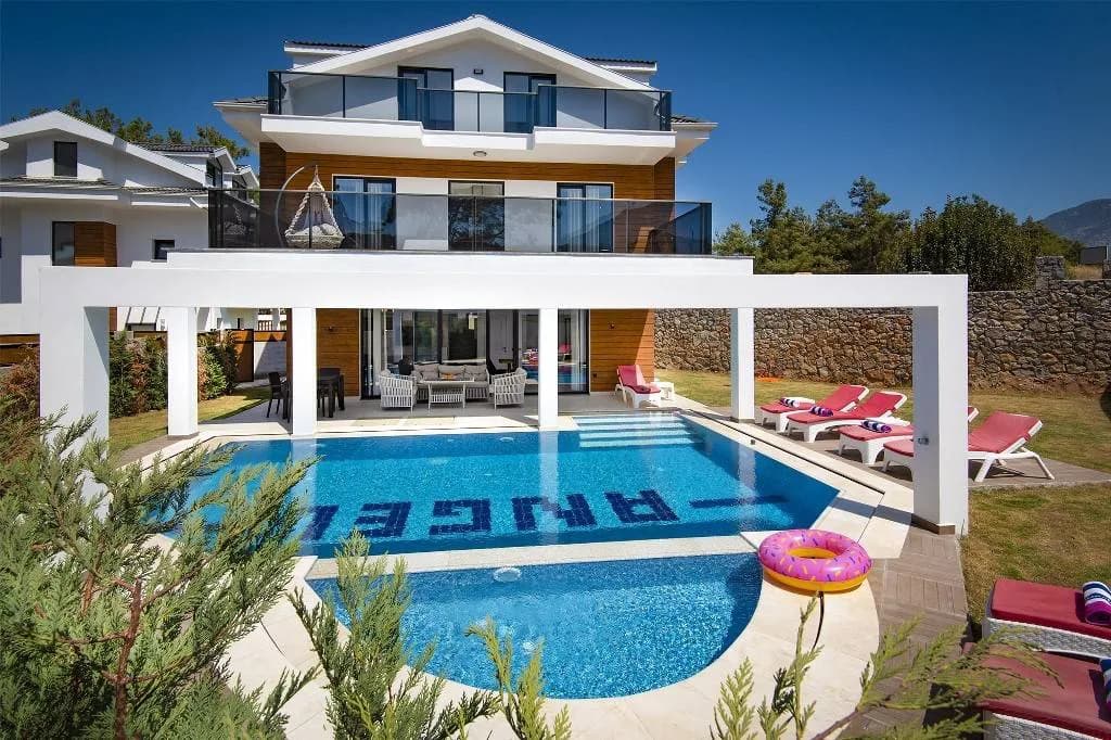 Fethiye Ölüdeniz'de Büyük Bahçeli, Özel Havuzlu, Lüks Villa görsel 2
