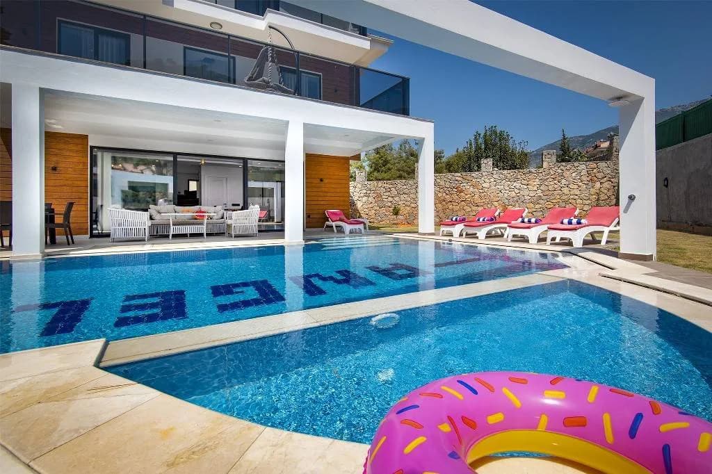 Fethiye Ölüdeniz'de Büyük Bahçeli, Özel Havuzlu, Lüks Villa görsel 3