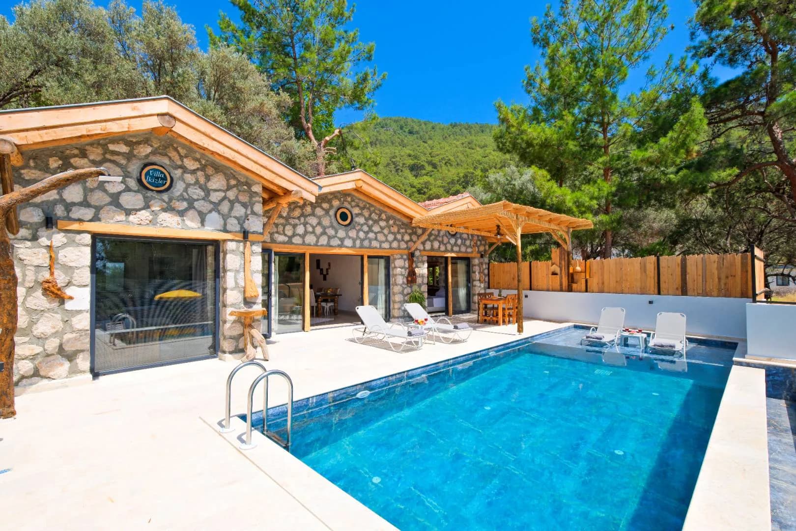 Kaş Çayköy'de Balayı Çiftlerine Uygun, Özel Havuzlu, Taş Villa görsel 1