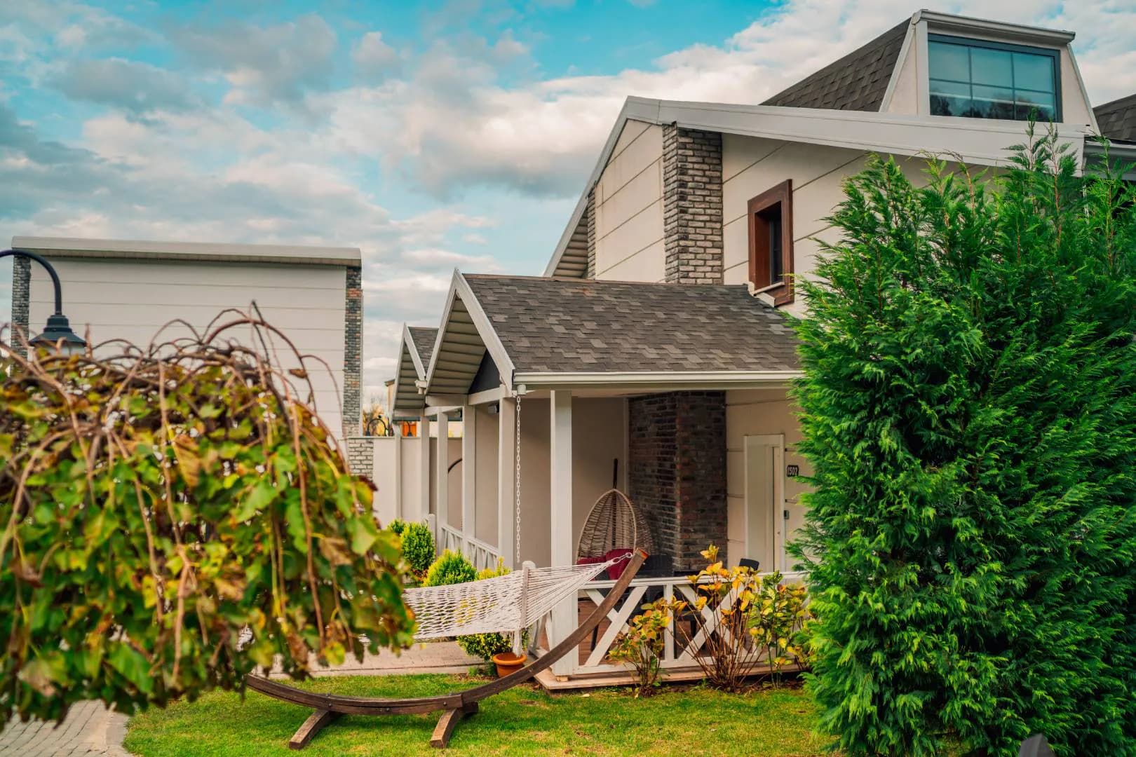 Sapanca Kırkpınar'da Tesis İçerisinde, Modern Tasarımlı, 3+1 Villa görsel 1
