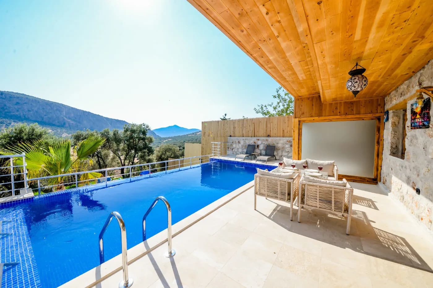 Kaş Bezirgan'da Çocuk Oyun Alanlı, Özel Havuzlu, Bahçeli Villa görsel 2