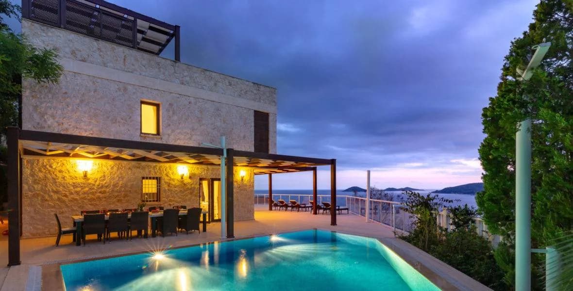 Kaş Kalkan'da İhtişamlı Deniz Manzaralı, Özel Havuzlu, Keyifli Villa görsel 2