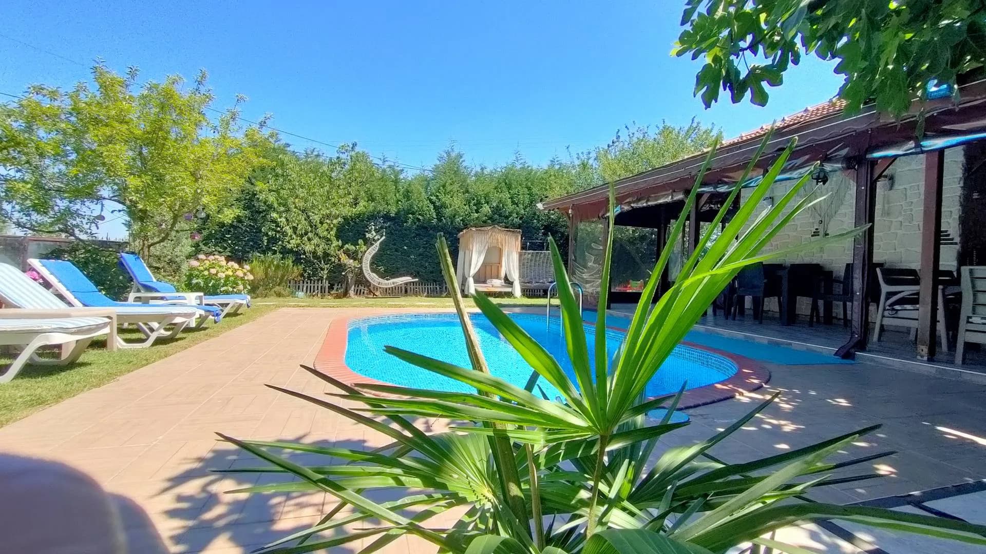 Sapanca'da Yeşillikler İçerisinde, Isıtmalı Havuzlu, 6 Kişilik Villa görsel 1